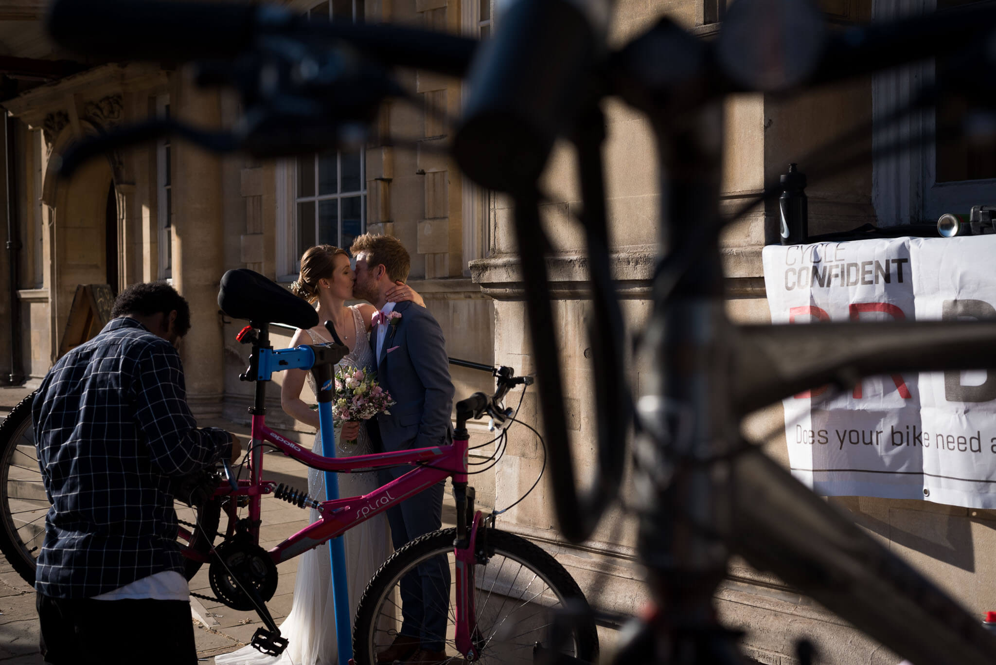 vintage wedding in battersea arts centre, bike lovers