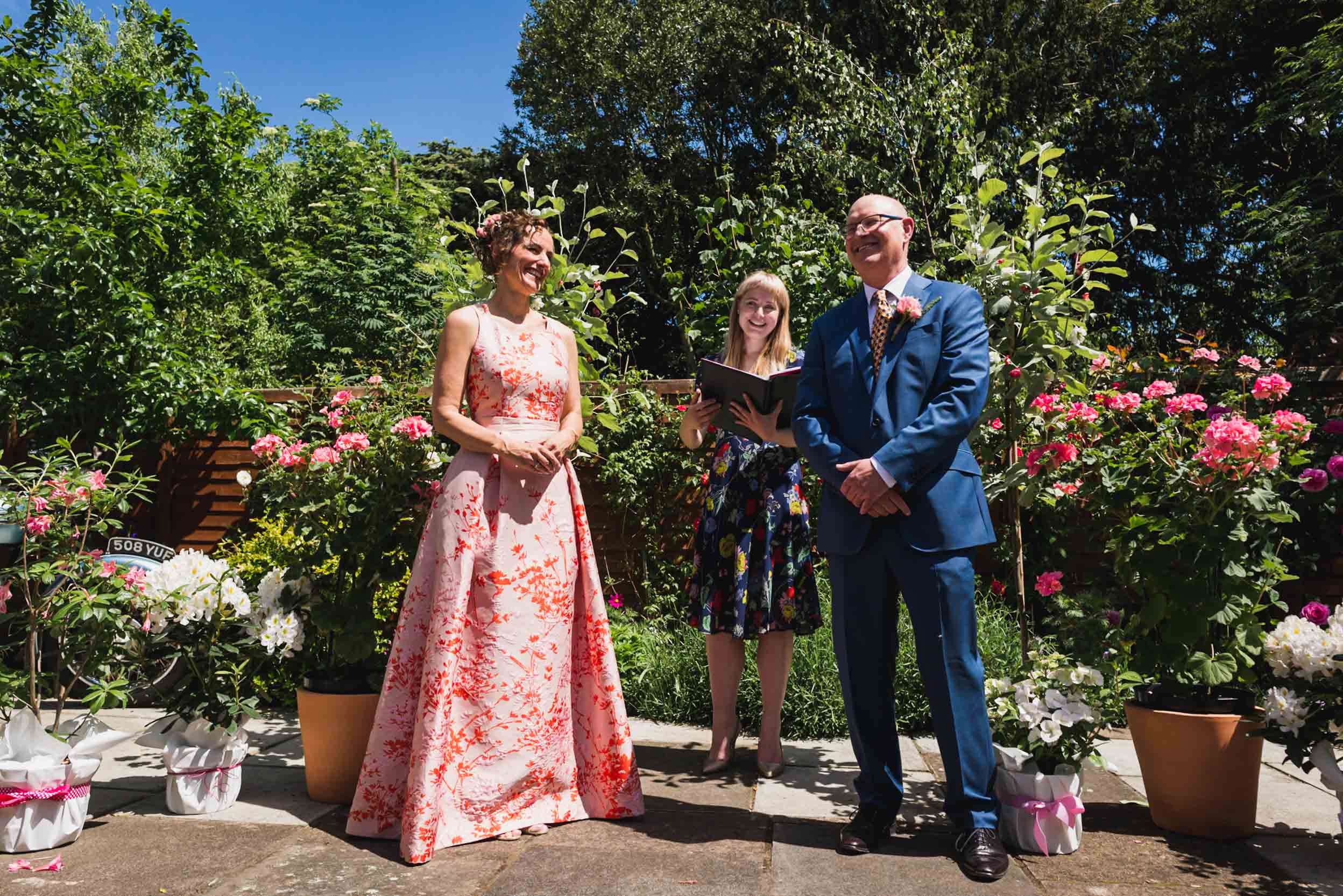 Carine Bea Photography, wedding ceremony at back garden