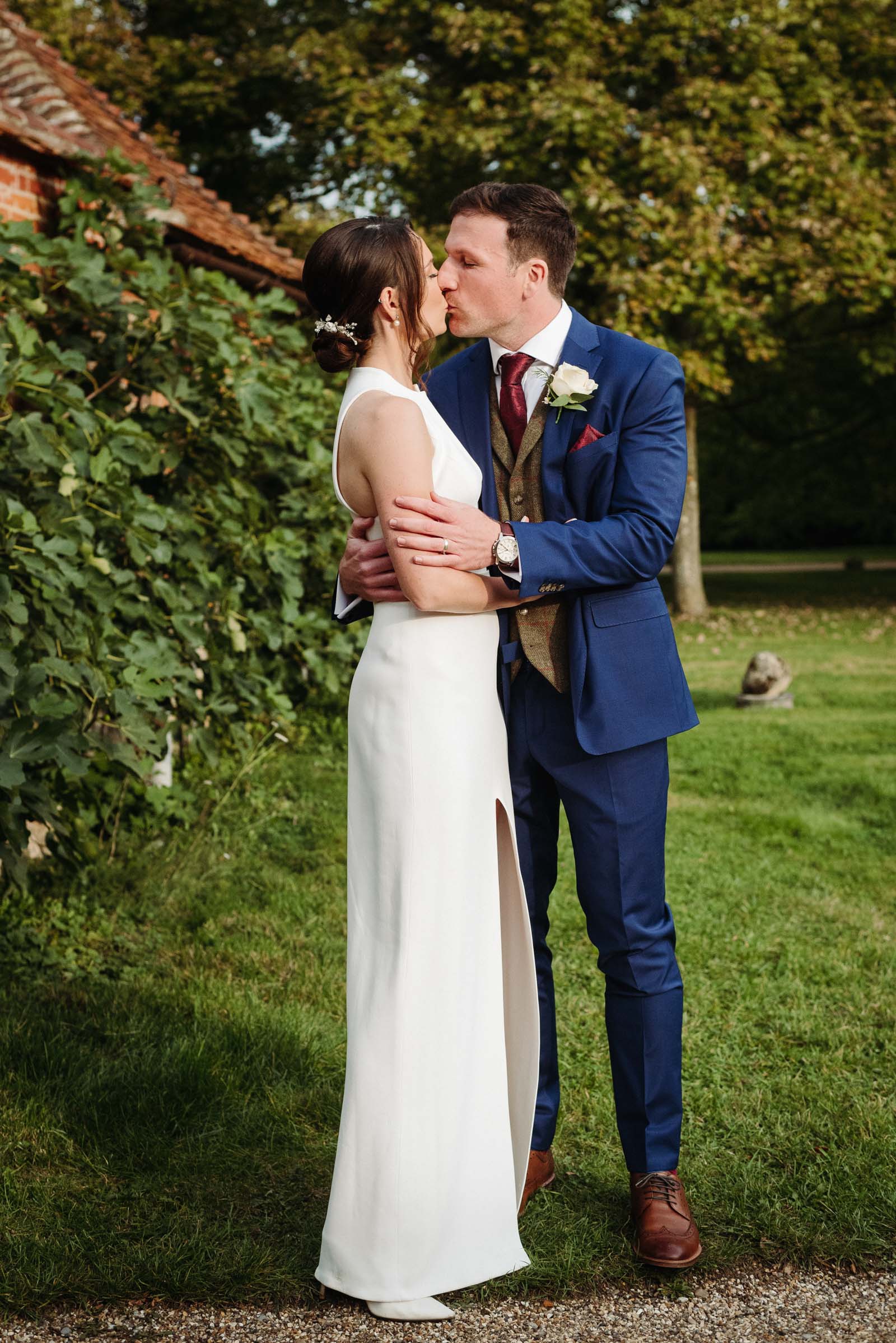 couple portrait in their wedding in Buckinghamshire countryside